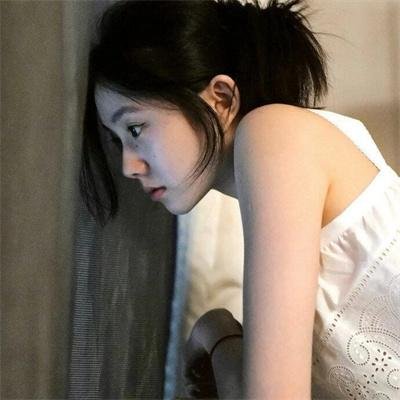 明天，我会成为谁的女友
